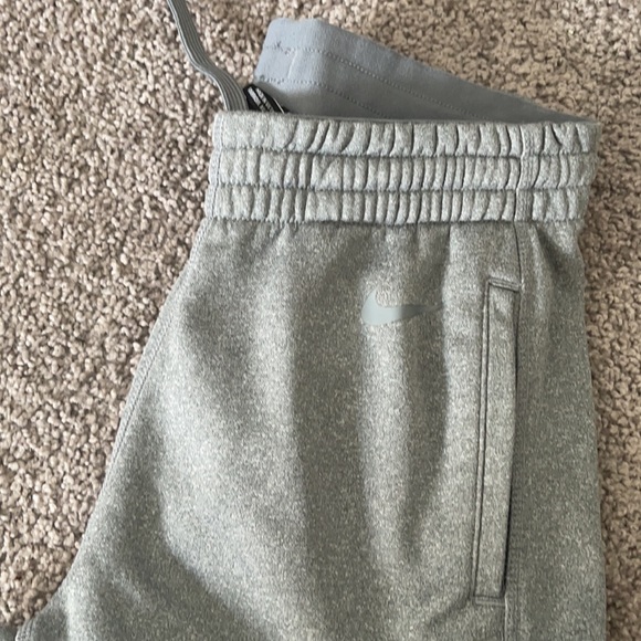 Grey Nike sweatpants - Picture 2 of 3